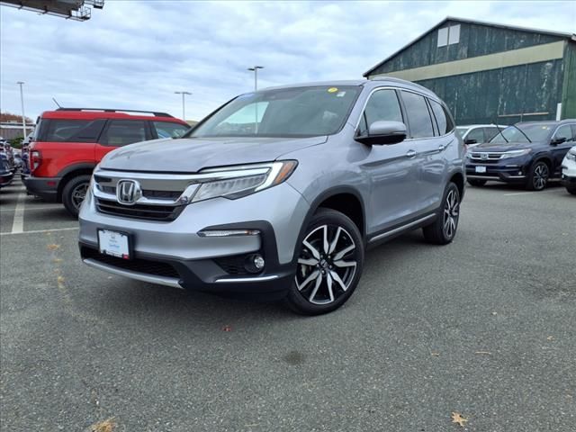 2022 Honda Pilot Touring 8-Passenger