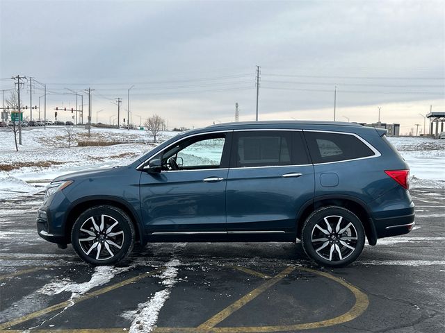 2022 Honda Pilot Touring 8-Passenger