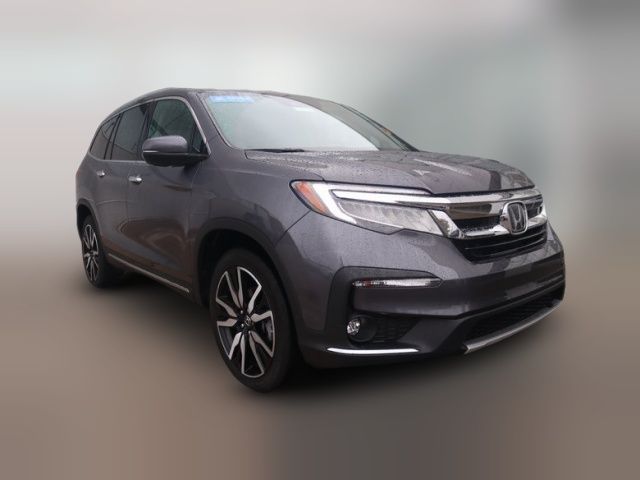 2022 Honda Pilot Touring 8-Passenger