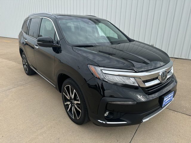 2022 Honda Pilot Touring 8-Passenger