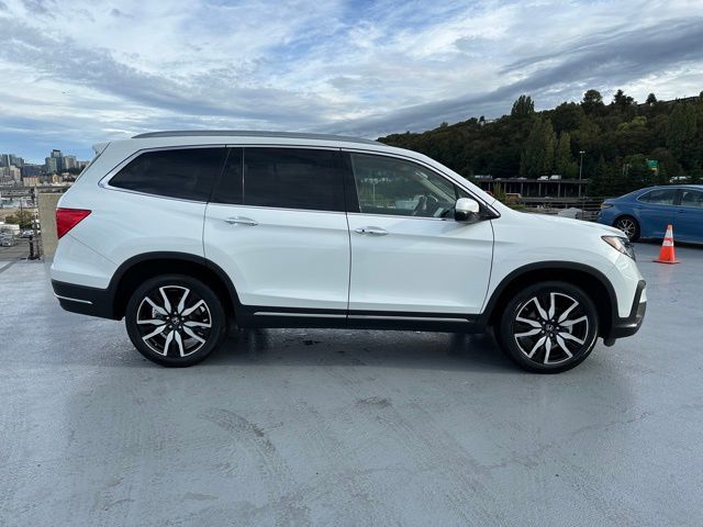 2022 Honda Pilot Touring 8-Passenger