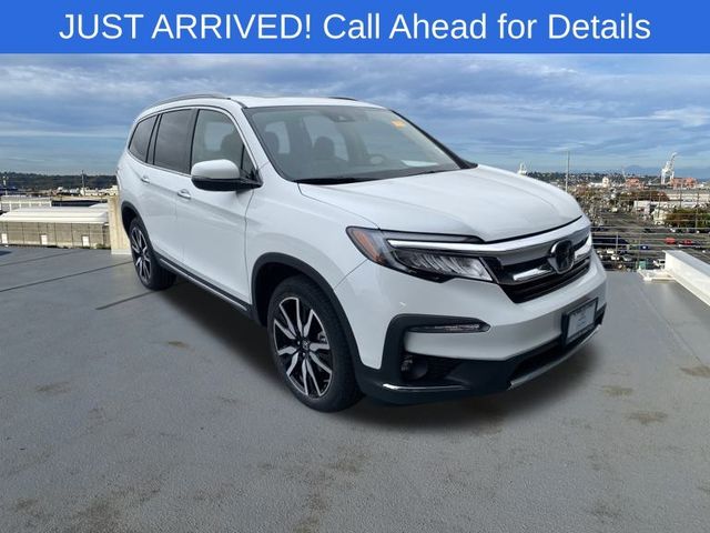 2022 Honda Pilot Touring 8-Passenger