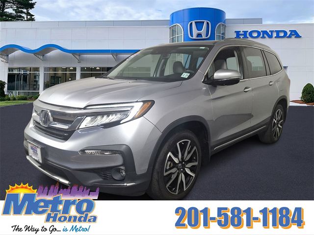 2022 Honda Pilot Touring 8-Passenger