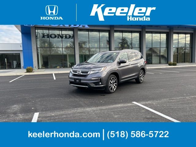 2022 Honda Pilot Touring 8-Passenger