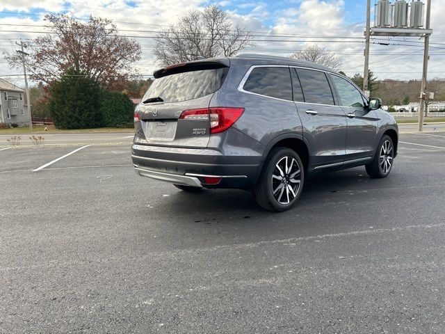 2022 Honda Pilot Touring 8-Passenger