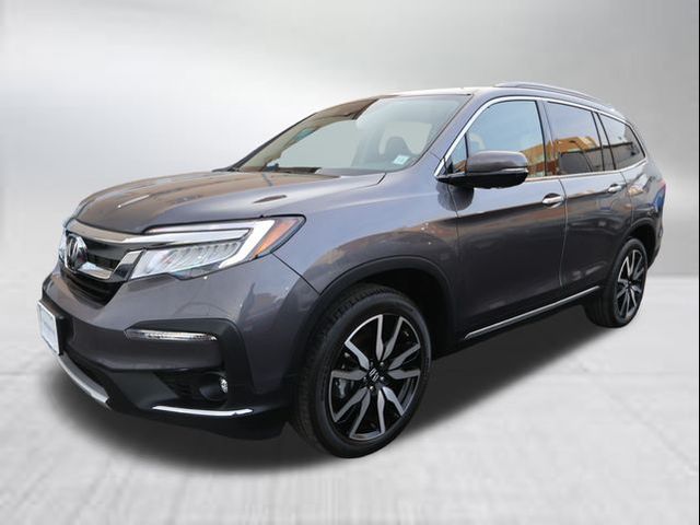 2022 Honda Pilot Touring 8-Passenger