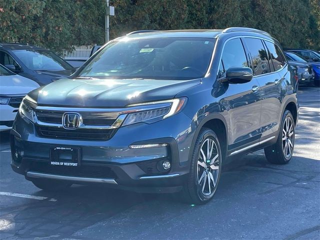 2022 Honda Pilot Touring 8-Passenger