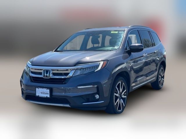 2022 Honda Pilot Touring 8-Passenger