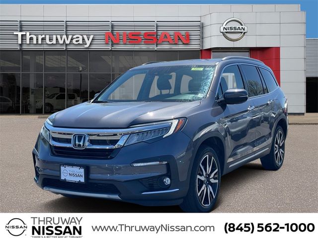 2022 Honda Pilot Touring 8-Passenger