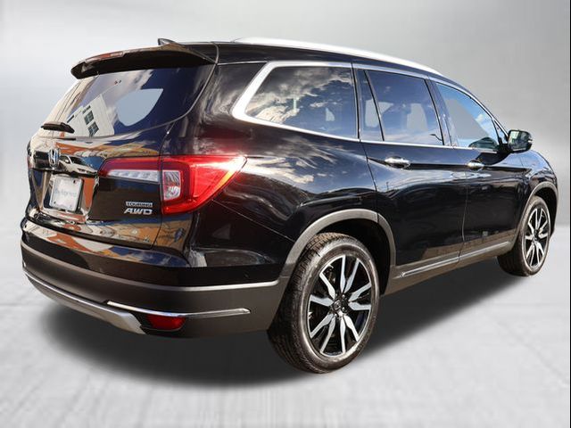 2022 Honda Pilot Touring 8-Passenger