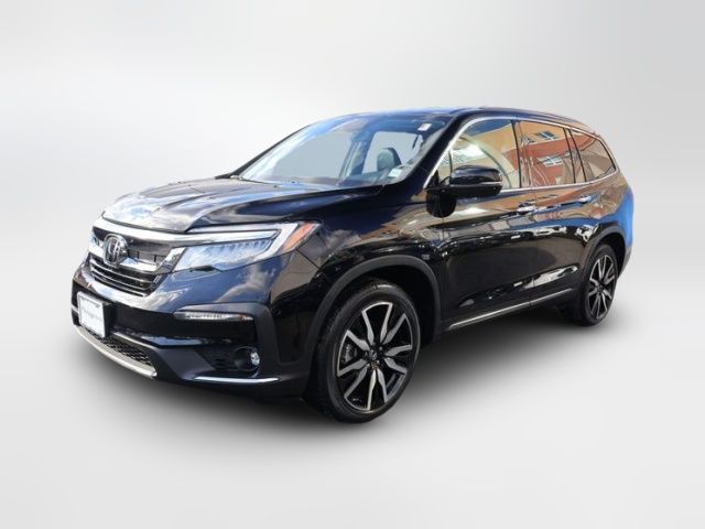 2022 Honda Pilot Touring 8-Passenger