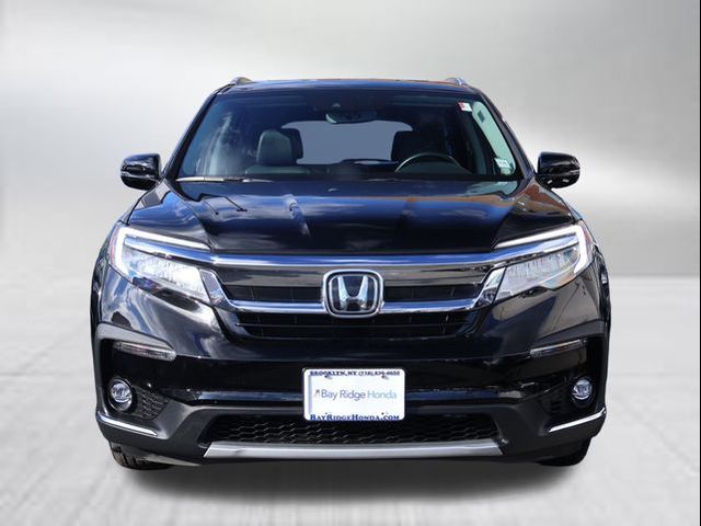 2022 Honda Pilot Touring 8-Passenger