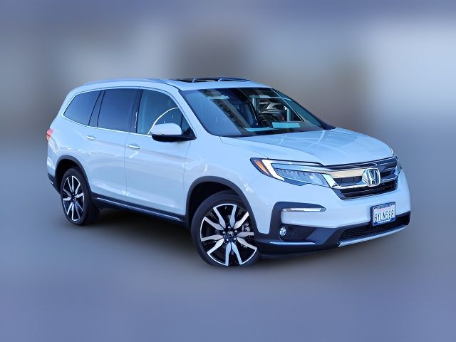 2022 Honda Pilot Touring 8-Passenger