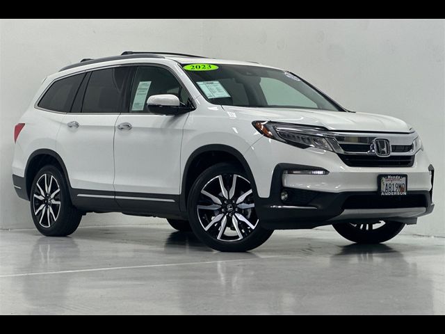 2022 Honda Pilot Touring 8-Passenger