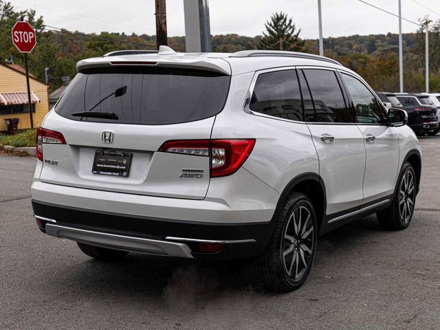 2022 Honda Pilot Touring 8-Passenger