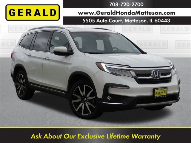 2022 Honda Pilot Touring 8-Passenger