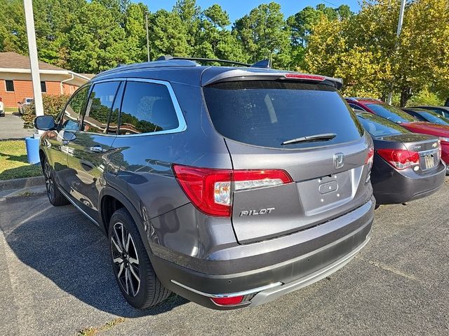 2022 Honda Pilot Touring 8-Passenger