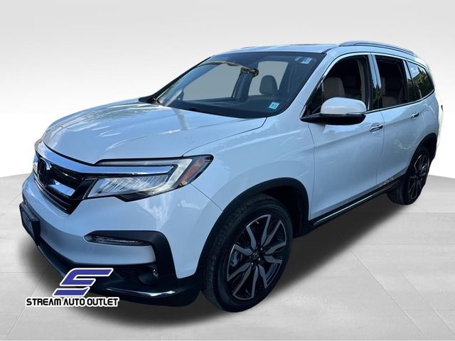 2022 Honda Pilot Touring 8-Passenger