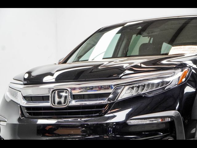 2022 Honda Pilot Touring 8-Passenger