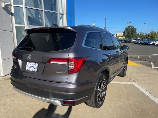 2022 Honda Pilot Touring 8-Passenger