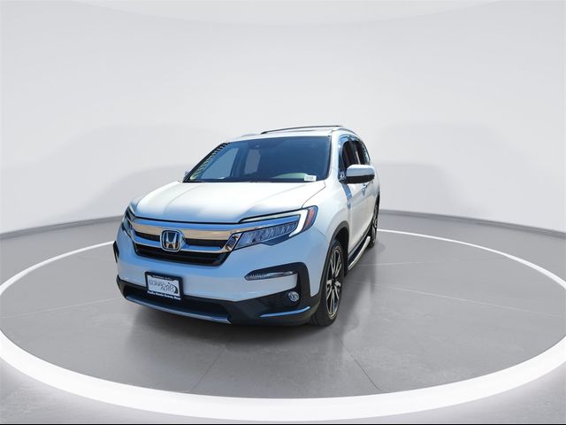 2022 Honda Pilot Touring 8-Passenger