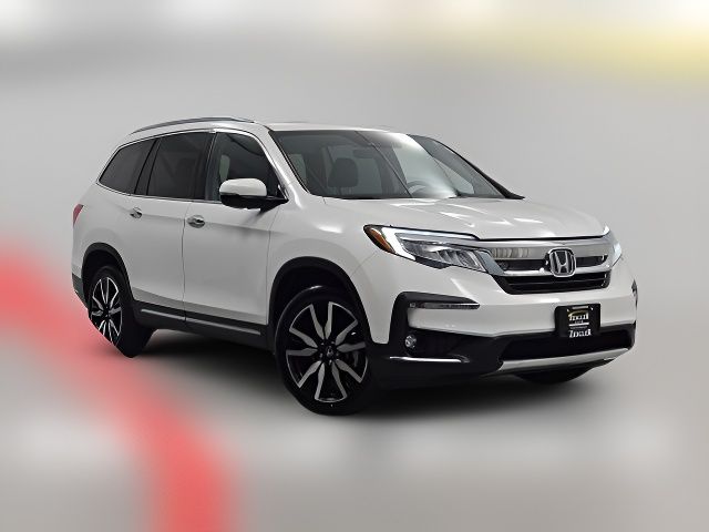 2022 Honda Pilot Touring 8-Passenger