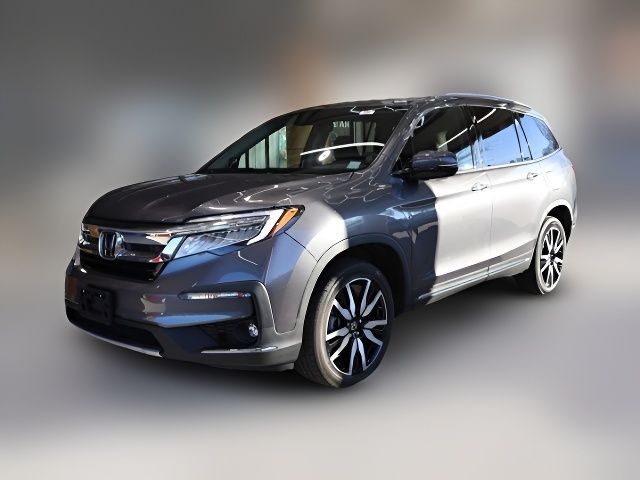 2022 Honda Pilot Touring 8-Passenger