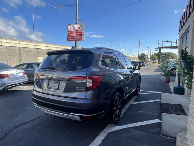 2022 Honda Pilot Touring 8-Passenger