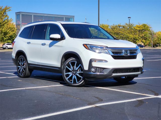 2022 Honda Pilot Touring 8-Passenger