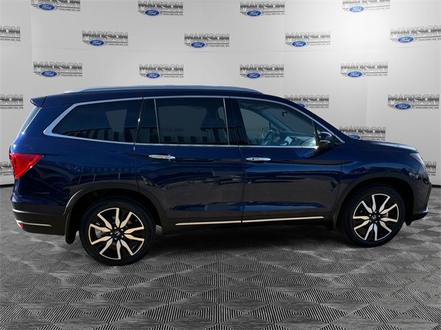 2022 Honda Pilot Touring 8-Passenger