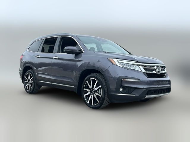 2022 Honda Pilot Touring 8-Passenger