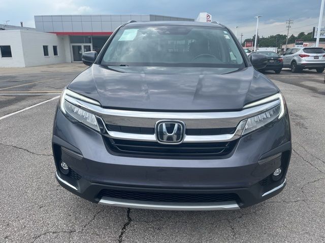 2022 Honda Pilot Touring 8-Passenger