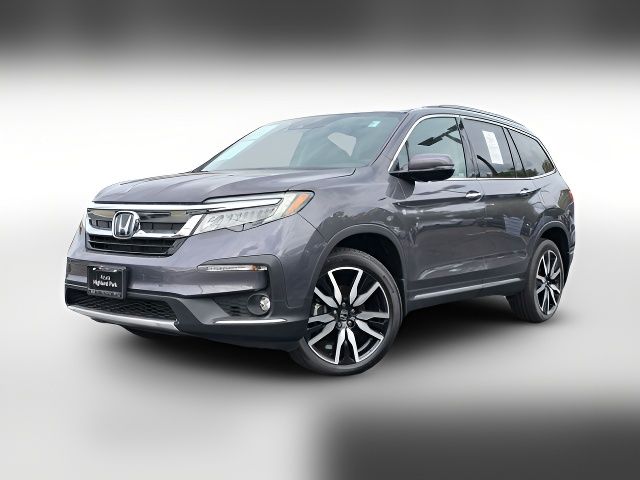 2022 Honda Pilot Touring 8-Passenger