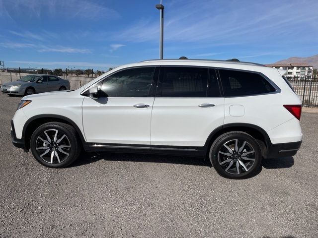 2022 Honda Pilot Touring 8-Passenger