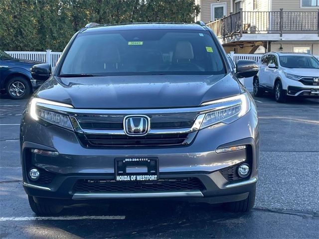 2022 Honda Pilot Touring 8-Passenger