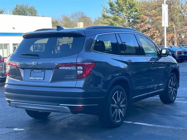 2022 Honda Pilot Touring 8-Passenger