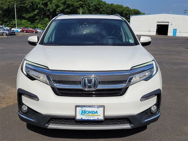 2022 Honda Pilot Touring 8-Passenger