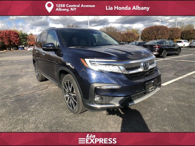 2022 Honda Pilot Touring 8-Passenger