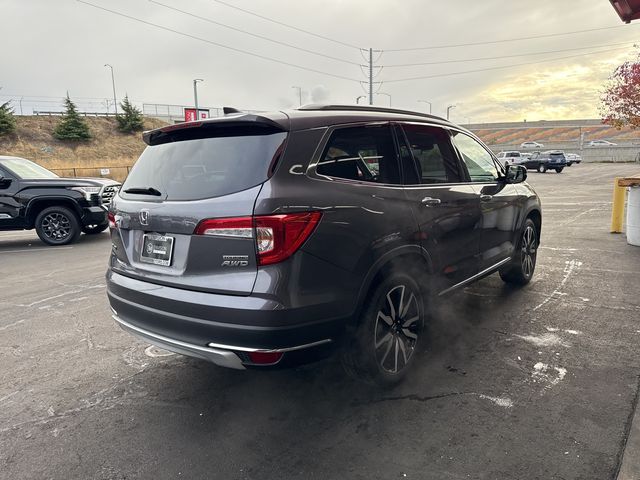 2022 Honda Pilot Touring 8-Passenger