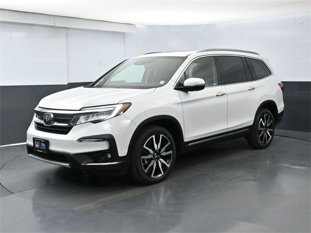 2022 Honda Pilot Touring 8-Passenger