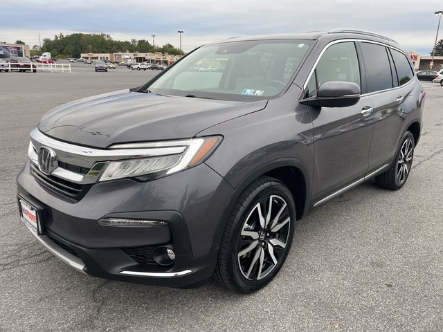 2022 Honda Pilot Touring 8-Passenger