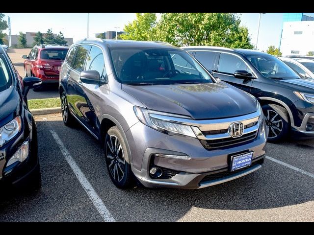 2022 Honda Pilot Touring 8-Passenger