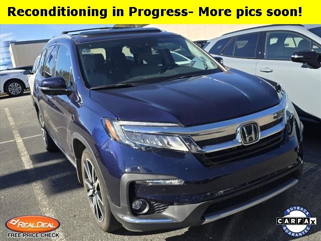 2022 Honda Pilot Touring 8-Passenger