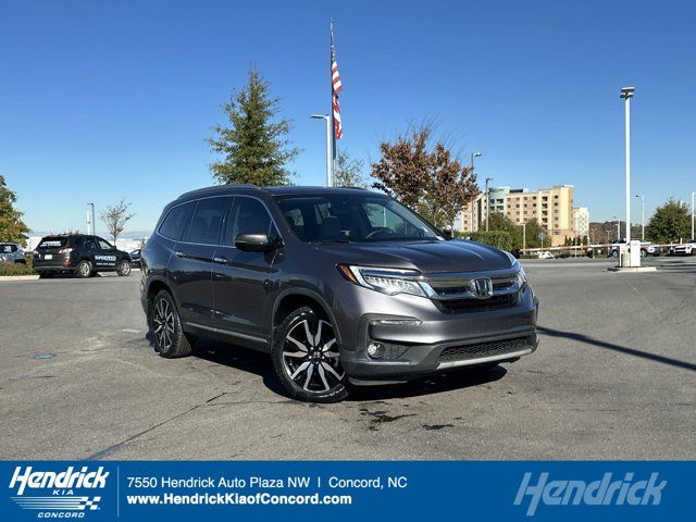 2022 Honda Pilot Touring 7-Passenger