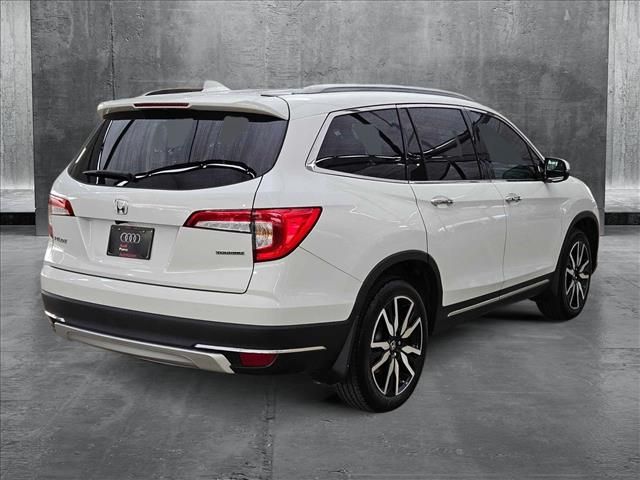 2022 Honda Pilot Touring 7-Passenger