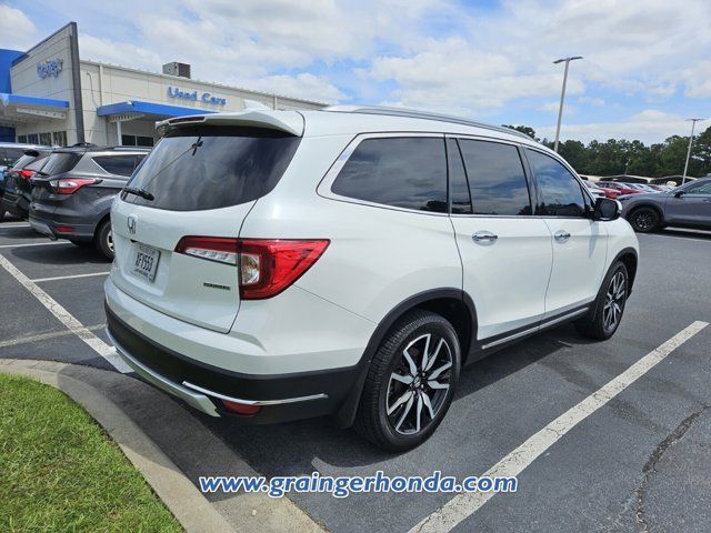 2022 Honda Pilot Touring 7-Passenger