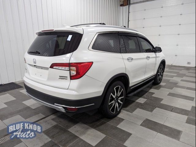 2022 Honda Pilot Touring 7-Passenger