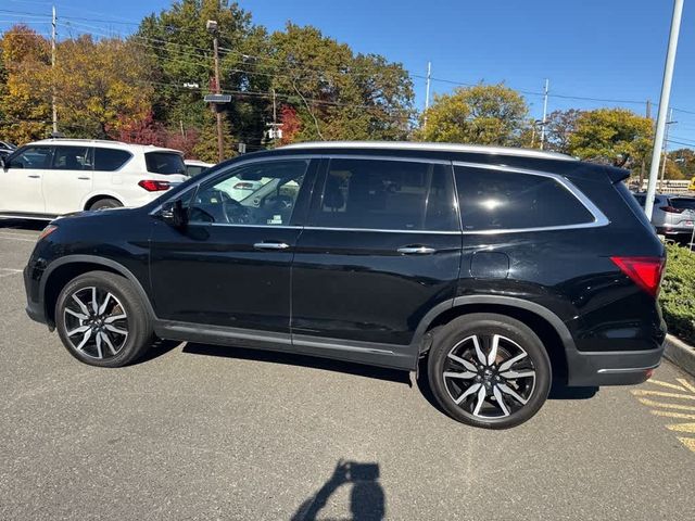 2022 Honda Pilot Touring 7-Passenger