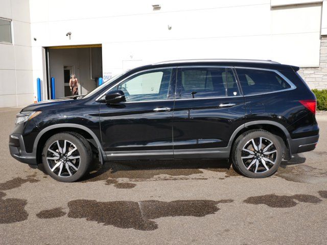 2022 Honda Pilot Touring 7-Passenger