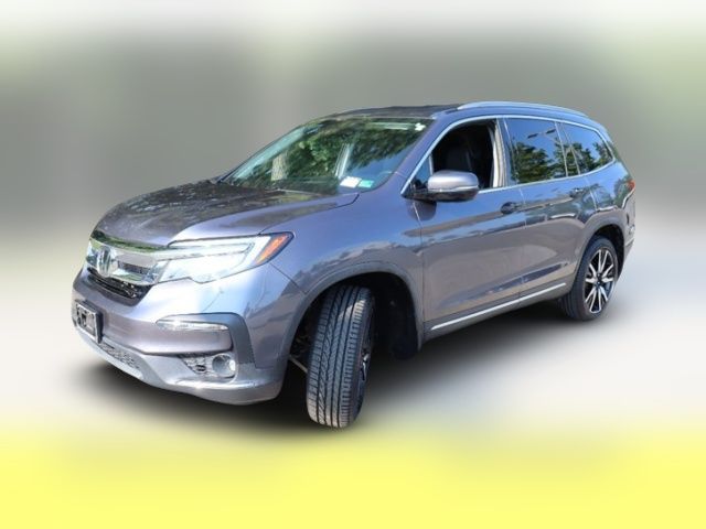 2022 Honda Pilot Touring 7-Passenger
